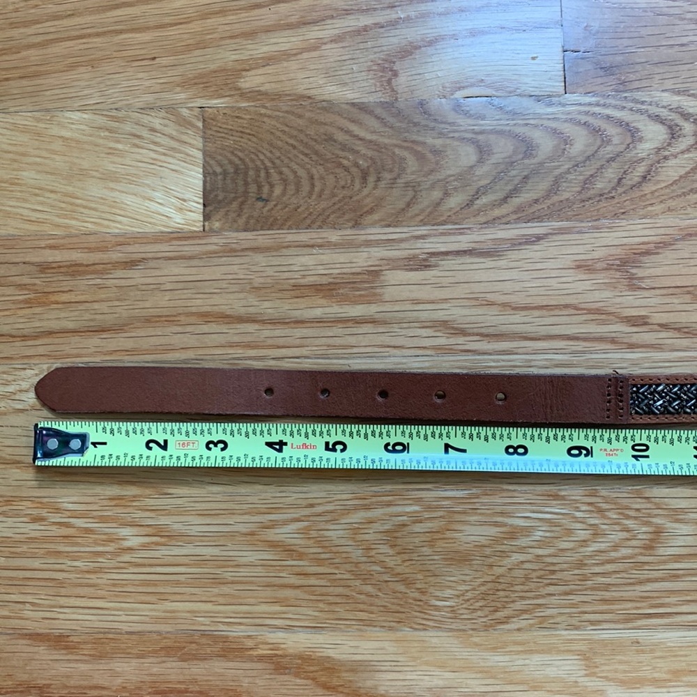 Sequined belt